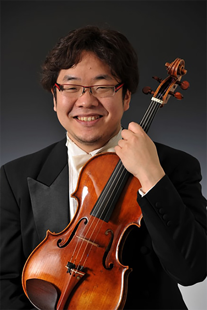 Yasuhiro Suzuki