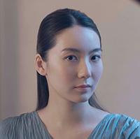 松田 華音
