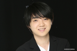 藤田真央がソニークラシカルとワールドワイド契約！