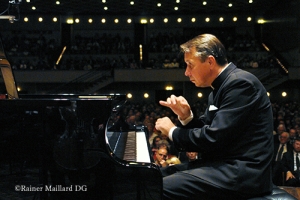 [Notice of adding to programs] Mikhail Pletnev Rachmaninov the Complete Piano Concertos